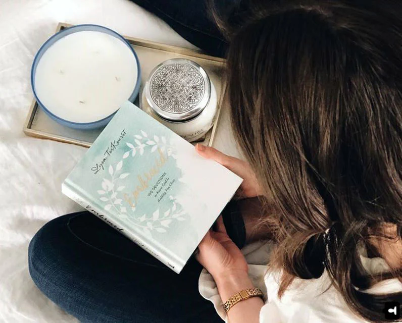 Embraced: 100 Devotions to Know God Is Holding You Close – A Daily Devotional for Comfort and Confidence - Image 4