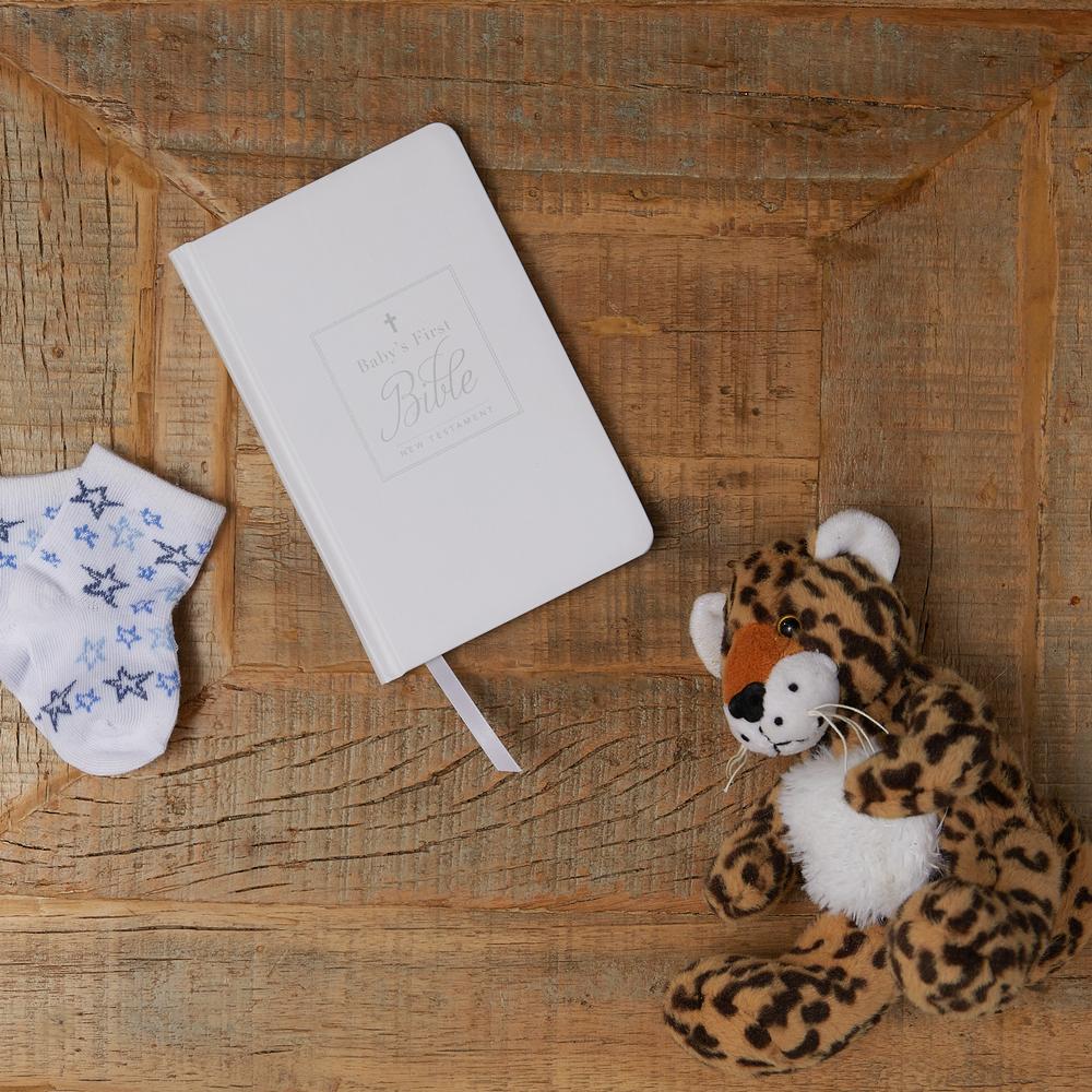 KJV, Baby's First New Testament, Red Letter, Comfort Print: Holy Bible, King James Version - Image 4