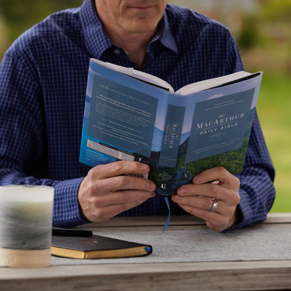 NASB, MacArthur Daily Bible, 2nd Edition, Comfort Print - Image 12