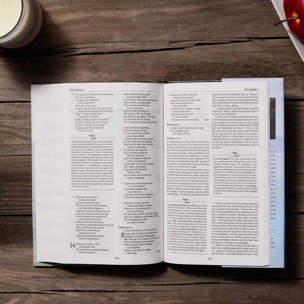 NASB, MacArthur Daily Bible, 2nd Edition, Comfort Print - Image 17