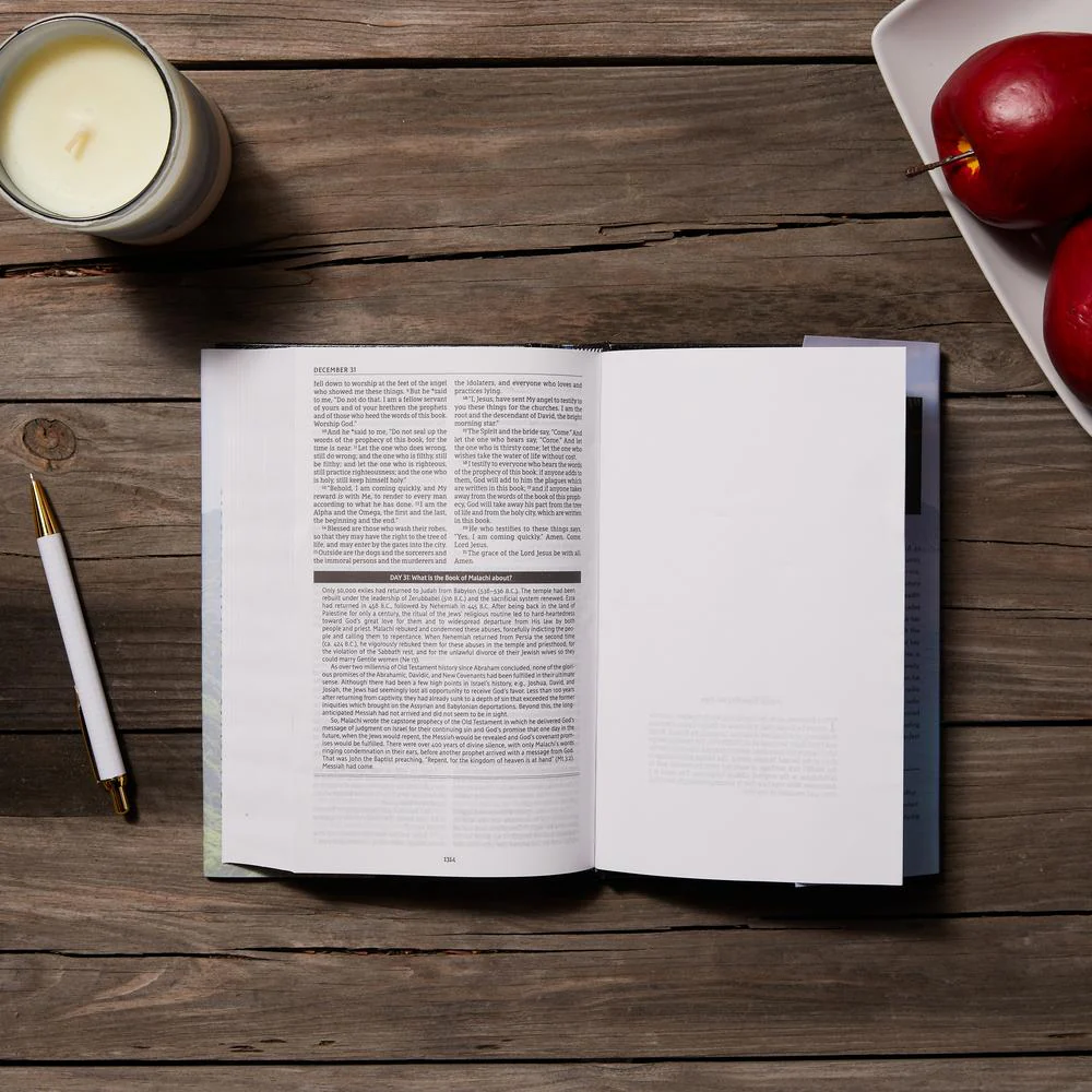 NASB, MacArthur Daily Bible, 2nd Edition, Comfort Print - Image 18