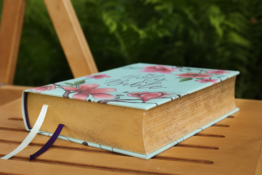 NIV, Artisan Collection Bible, Gilded Edges, Red Letter Edition, Comfort Print - Image 80