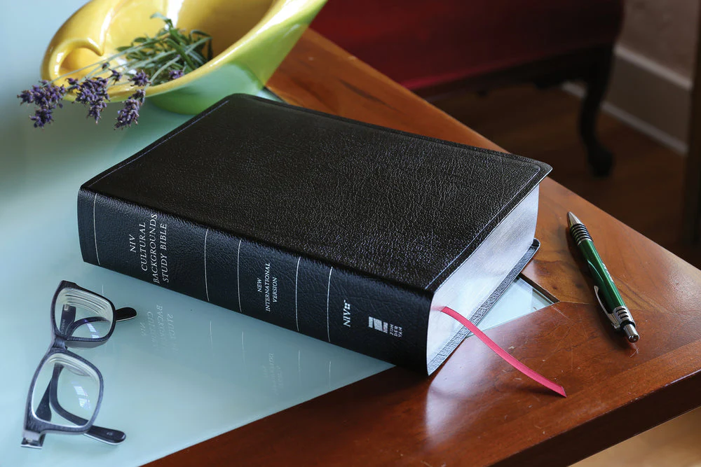 NIV, Cultural Backgrounds Study Bible, Red Letter Edition: Bringing to Life the Ancient World of Scripture - Image 42