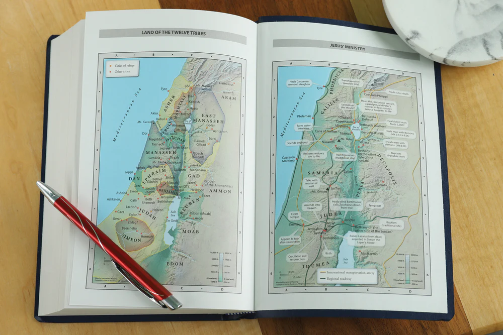 NIV, Gift and Award Bible, Leather-Look, Red Letter Edition, Comfort Print - Image 13