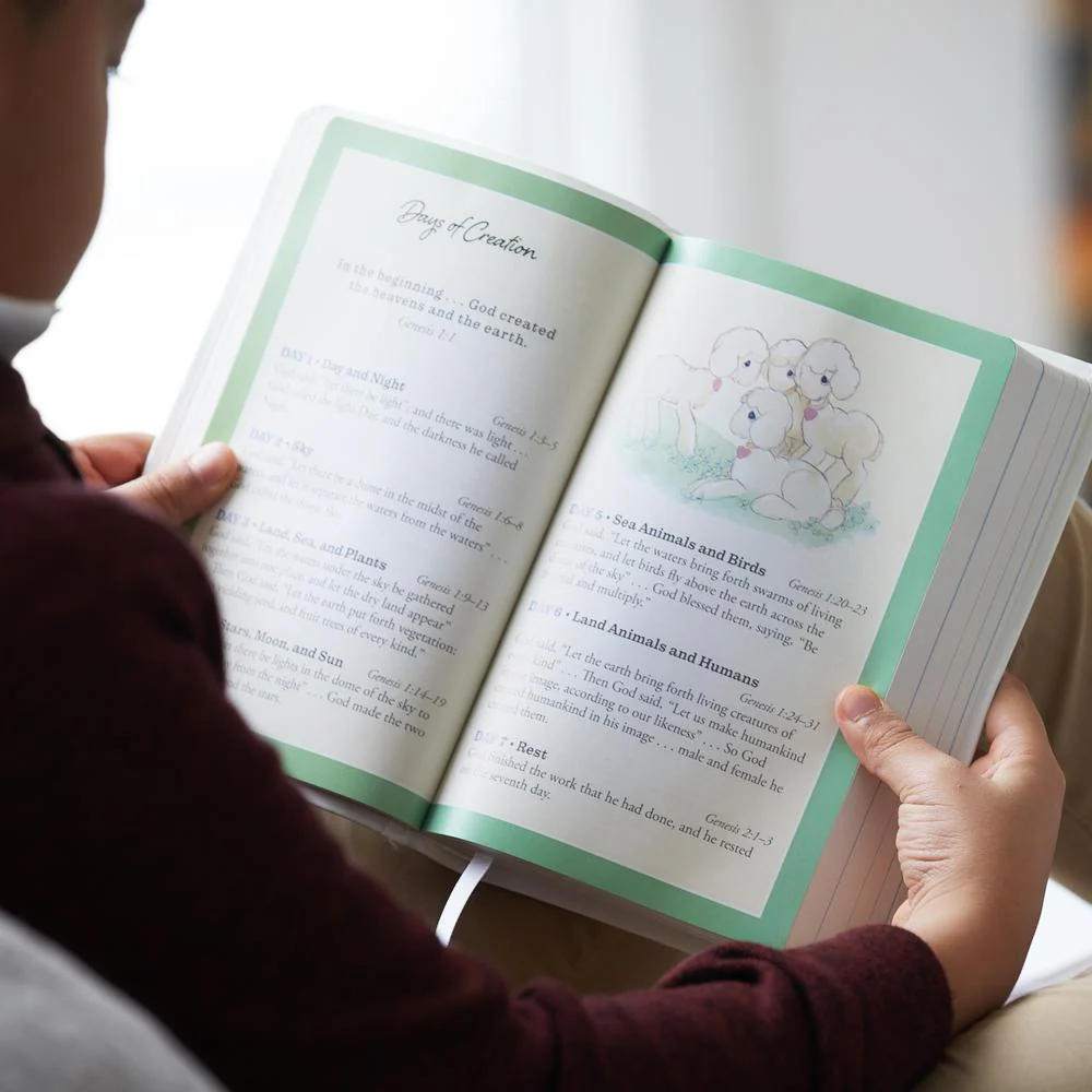 NRSVCE, Precious Moments Bible, Comfort Print: Holy Bible - Image 7