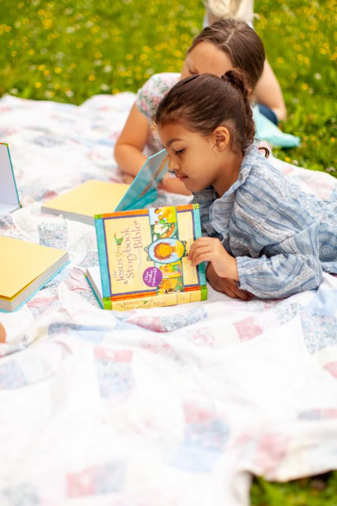 The Jesus Storybook Bible: Every Story Whispers His Name - Image 15