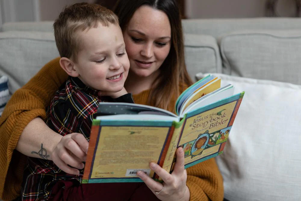 The Jesus Storybook Bible: Every Story Whispers His Name - Image 20