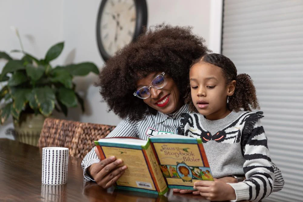 The Jesus Storybook Bible: Every Story Whispers His Name - Image 22