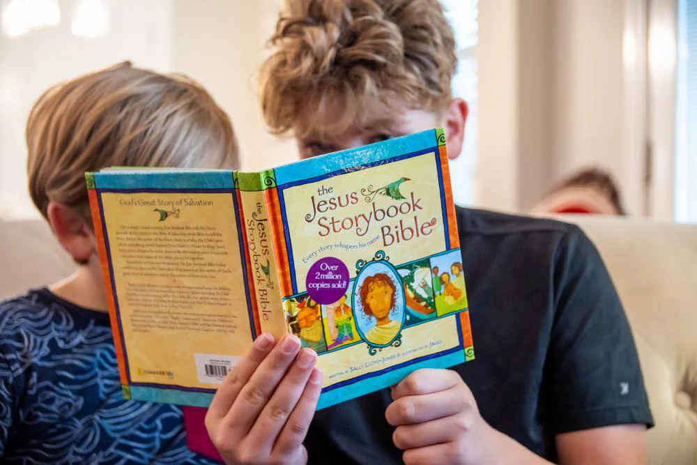 The Jesus Storybook Bible: Every Story Whispers His Name - Image 24